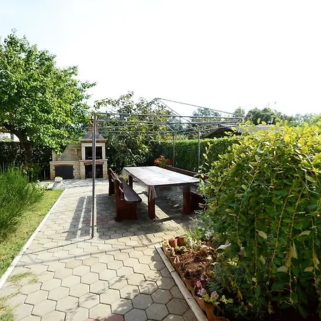 Apartment Rocka 1195 *