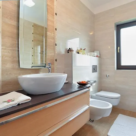 Apartment Rocka 1195