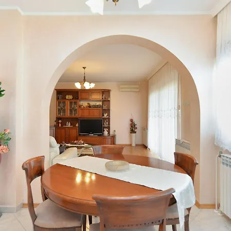 Apartment Rocka 1195 Porec